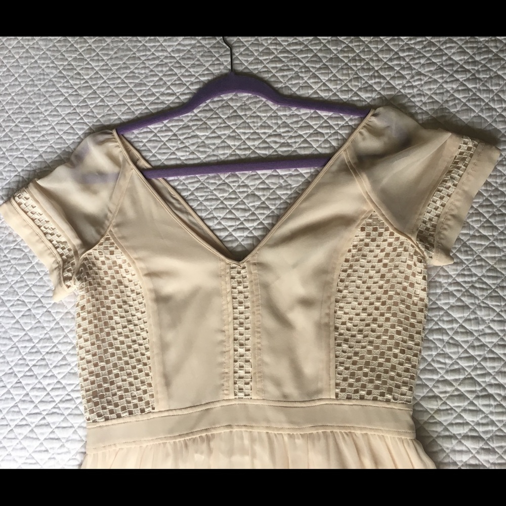 Ivory banana Republic dress, lace and chiffon